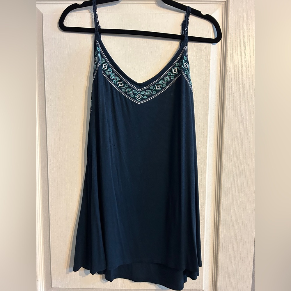 Torrid. Blue Asymmetrical Embellished Sleeveless Camisole. Size 1